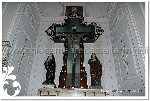 DSC_0035.JPG - Crocifissione con Maria Addolorata e San Giovanni