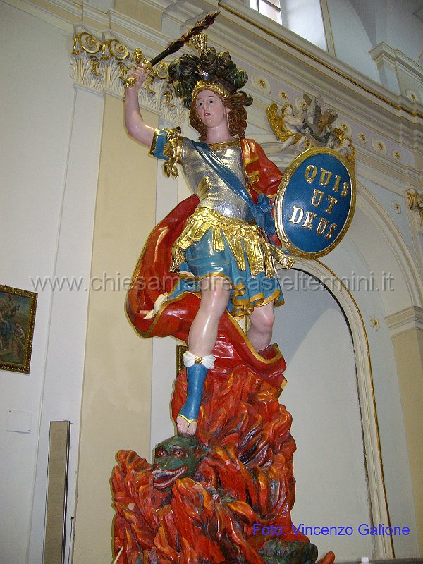 ALIM0505.JPG - Statua di San Michele Arcangelo (Chiesa San Giuseppe)