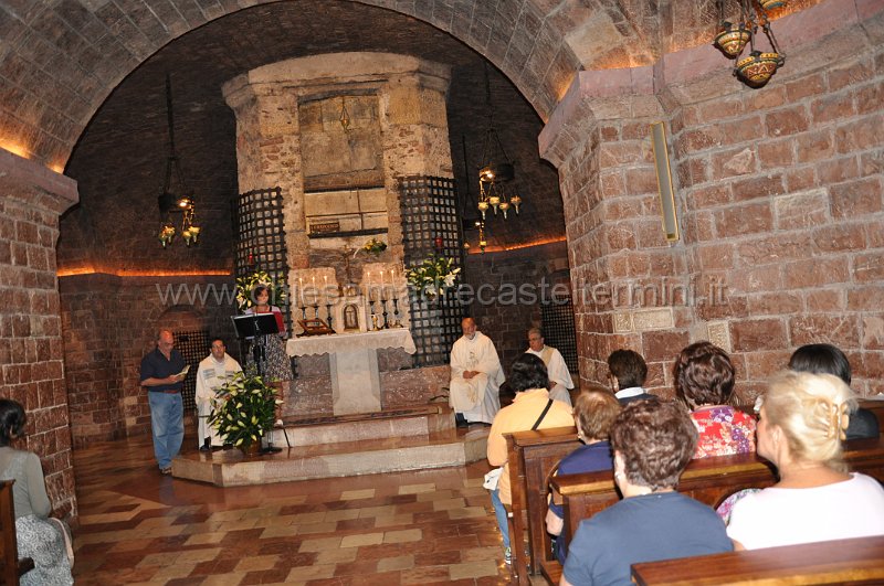 DSC_3405.JPG - 03/08/2010 Celebrazione Eucaristica sulla Tomba di San Francesco